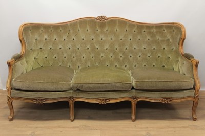 Lot 1474 - Button upholstered three piece suite