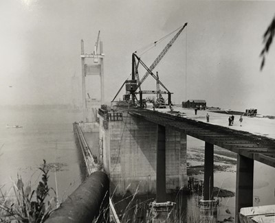 Lot 1525 - Pamela Chandler (1928-1993) collection of photographs 1950s/1960s and other materials on an architectural theme