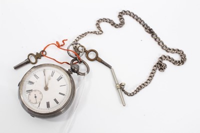 Lot 19 - Victorian silver cased pocket watch on silver watch chain