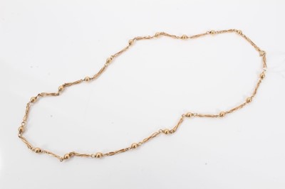 Lot 21 - 9ct gold ball and fancy link chain