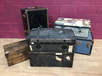 Lot 313 - Group of cabin trunks