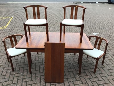 Lot 68 - Mid century Danish Glostrup teak extending dining table approx 120cm x 90cm with two extra leaves 42cm with set of four matching chairs