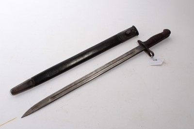 Lot 871 - First World War 1913 pattern Remington bayonet, stamped 5 16, in steel mounted leather scabbard