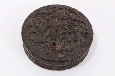Lot 808 - 19th century Canton carved tortoiseshell snuff box