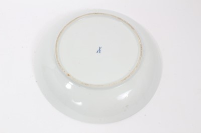 Lot 233 - Meissen porcelain dish
