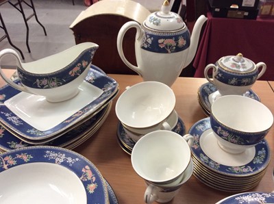 Lot 1167 - Wedgewood Blue Siam tea, coffee and dinner service