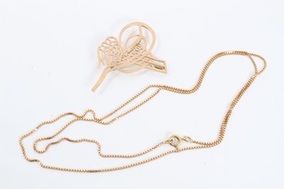 Lot 156 - 14ct gold abstract pierced brooch/pendant and gold chain