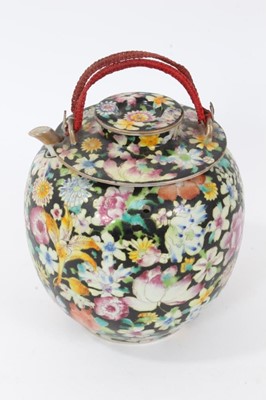 Lot 7 - Chinese famille noir teapot