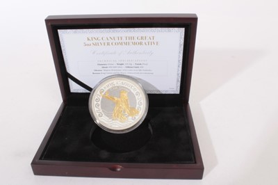 Lot 533 - G.B. - Fine Silver proof (enhanced with 24ct gold plating) commemorative medallion 'King Canute The Great' (N.B. weight 5oz, cased with Certificate of Authenticity) (1 coin)