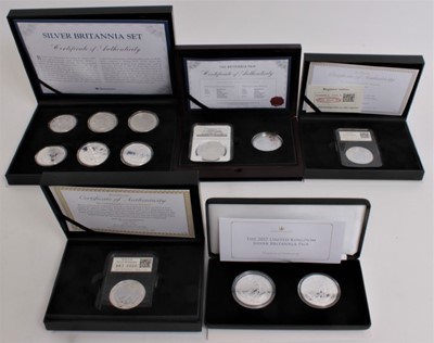 Lot 537 - G.B. - Mixed Silver Britannia £2 coins to include six coin set 2001, 2003, 2004, 2006, 2011, 2014, pair sets 2017 (2), 2015-2016 (2) (N.B. to inc. 2015 proof) and two single coins 2016, 2017 (all c...