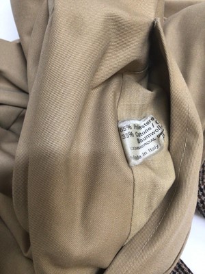 Lot 2008 - Gentlemen's Burberrys Shetland Tweed overcoat