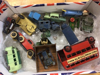 Lot 1905 - Small collection of Matchbox, Dinky and other models