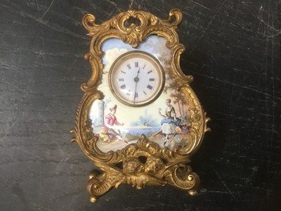 Lot 140 - Late 19th / early 20th century French painted porcelain catouche shaped clock