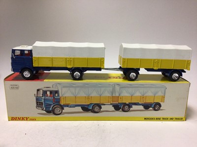 Lot 2001 - Dinky Mercedes-Benz truck and trailer No. 917 boxed