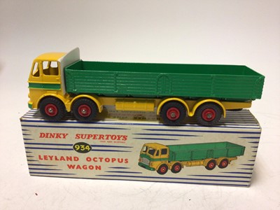 Lot 2008 - Dinky Supertoys Leyland Octopus wagon No. 934 boxed