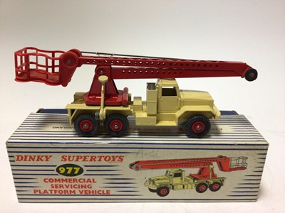 Lot 2037 - Dinky Supertoys commercial servicing platform vehicle No. 977 boxed