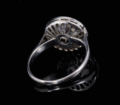 Lot 458 - Art Deco style diamond and sapphire halo cluster ring