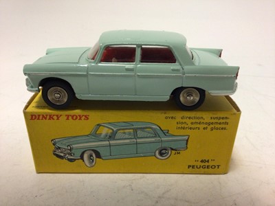 Lot 2121 - Dinky French Issue "404" Peugeot No 553, boxed
