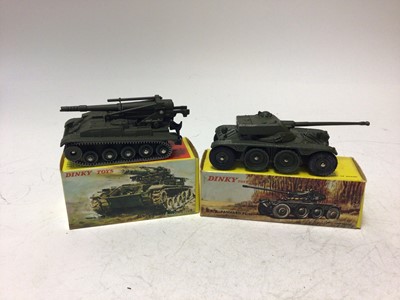 Lot 2173 - Dinky French Issue canon de 155 Automoteur No 813, Engine Blinde de Reconnaissance Panhard No 827, both boxed (2)