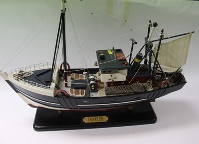 Lot 2352 - Model of a Trawler
