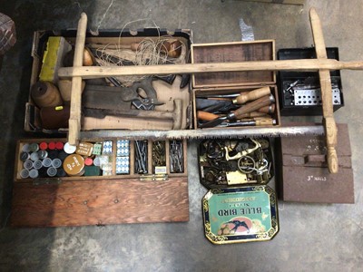 Lot 205 - Quantity of tools