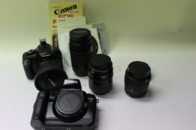 Lot 2716 - Large quantity of cameras, lenses and photographic equipment