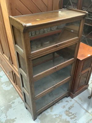 Lot 1015 - 1920s Globe-Wernick style oak five-tier bookcase