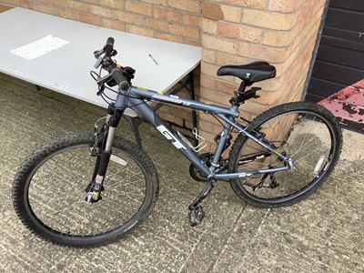 Lot 497 - Avalanche 1.0 Mountain bike