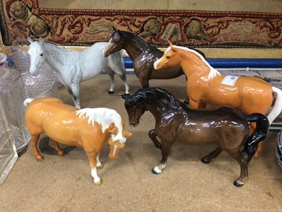 Lot 83 - Five assorted Beswick horses