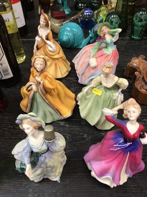 Lot 190 - 6 Royal Doulton figures
