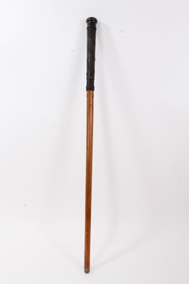 Lot 759 - Scarce 19th Century walking cane, the screw top revealing telescope which unscrews from cane. the handle possible shagreen?