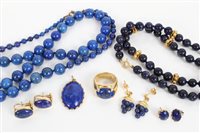 Lot 3301 - Gold (18ct) lapis lazuli dress ring, size M,...