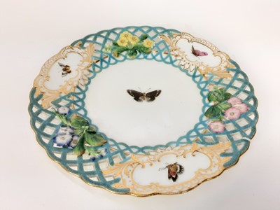 Lot 1934 - Minton cabinet plate, finely painted with butterflies, the pierced border with floral decoration in relief, marks to base, 24cm diameter