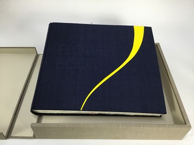 Lot 1998 - A Printmakers' Flora - a beautiful book published by Dartington Print Workshop in an edition of only 37, containing prints of British wildflowers by twenty-one printmakers, in its original case