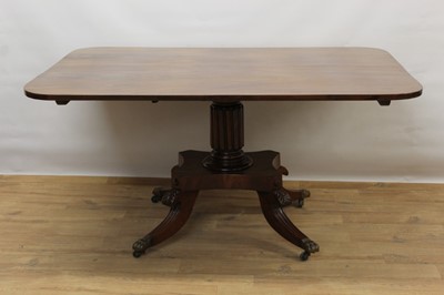 Lot 1475 - George IV mahogany breakfast table