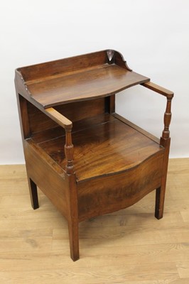 Lot 1398 - George III mahogany commode