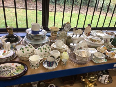 Lot 28 - Large quantity of ceramics including Worcester, Portmeirion, tea and dinner wares etc