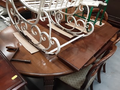Lot 1162 - Victorian mahogany extending dining table