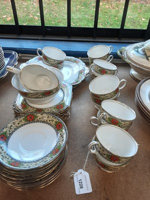 Lot 1228 - Aynsley 12 person teaset