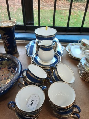 Lot 1229 - Wedgwood 12 person teaset