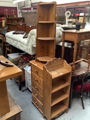 Lot 952 - Pine arrow chest 5 drawers , pine corner shelf, small pine bookcase
