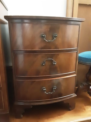 Lot 1084 - Georgian style mahogany bowfront three drawer bedside chest, 53cm wide, 43cm deep, 73.5cm high