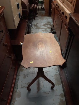 Lot 1126 - Good quality inlaid mahogany wine table with shaped tilt top on turned column and three splayed legs, 54.5cm wide, 38cm deep, 73cm high