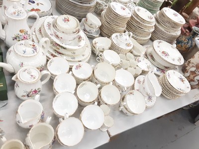 Lot 1299 - Very extensive Royal Worcester Roanoak table service
