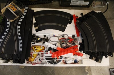 Lot 1886 - Scalextric 400 set in original box
