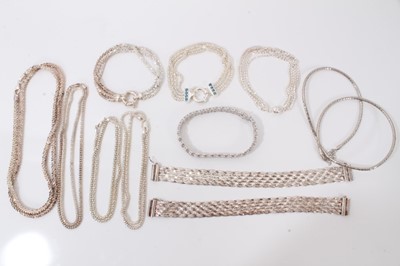 Lot 70 - Group of contemporary silver chains and bracelets