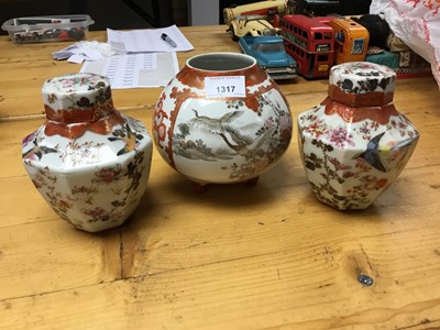Lot 1317 - Pair early 20th Century Japanese Kutani ware pair vases and single vase