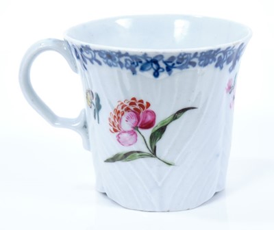 Lot 153 - Worcester feather moulded coffee can