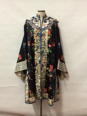 Lot 2156 - Early 20th century Chinese hand embroidered silk robe