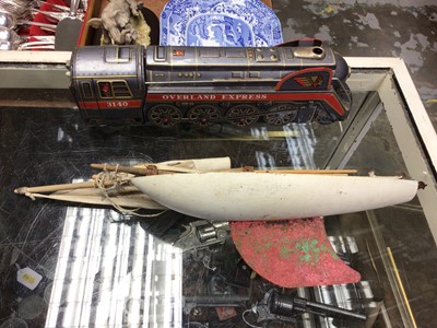 Lot 233 - Smoking tinplate train